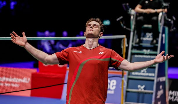 Alex Lanier, champion de badminton, vainqueur de l’Open du Danemark
